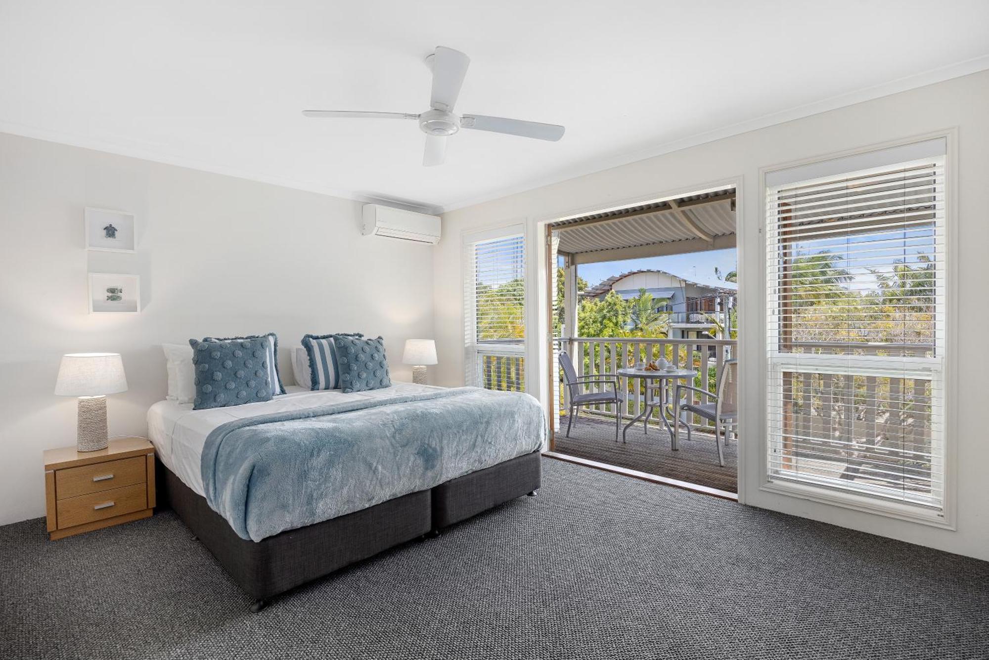 Noosa Outrigger Beach Resort Noosaville Exterior photo