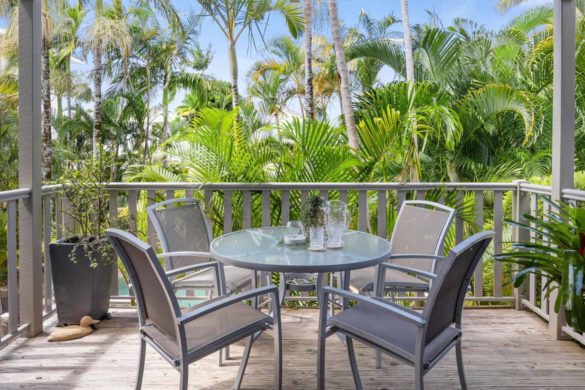 Noosa Outrigger Beach Resort Noosaville Exterior photo