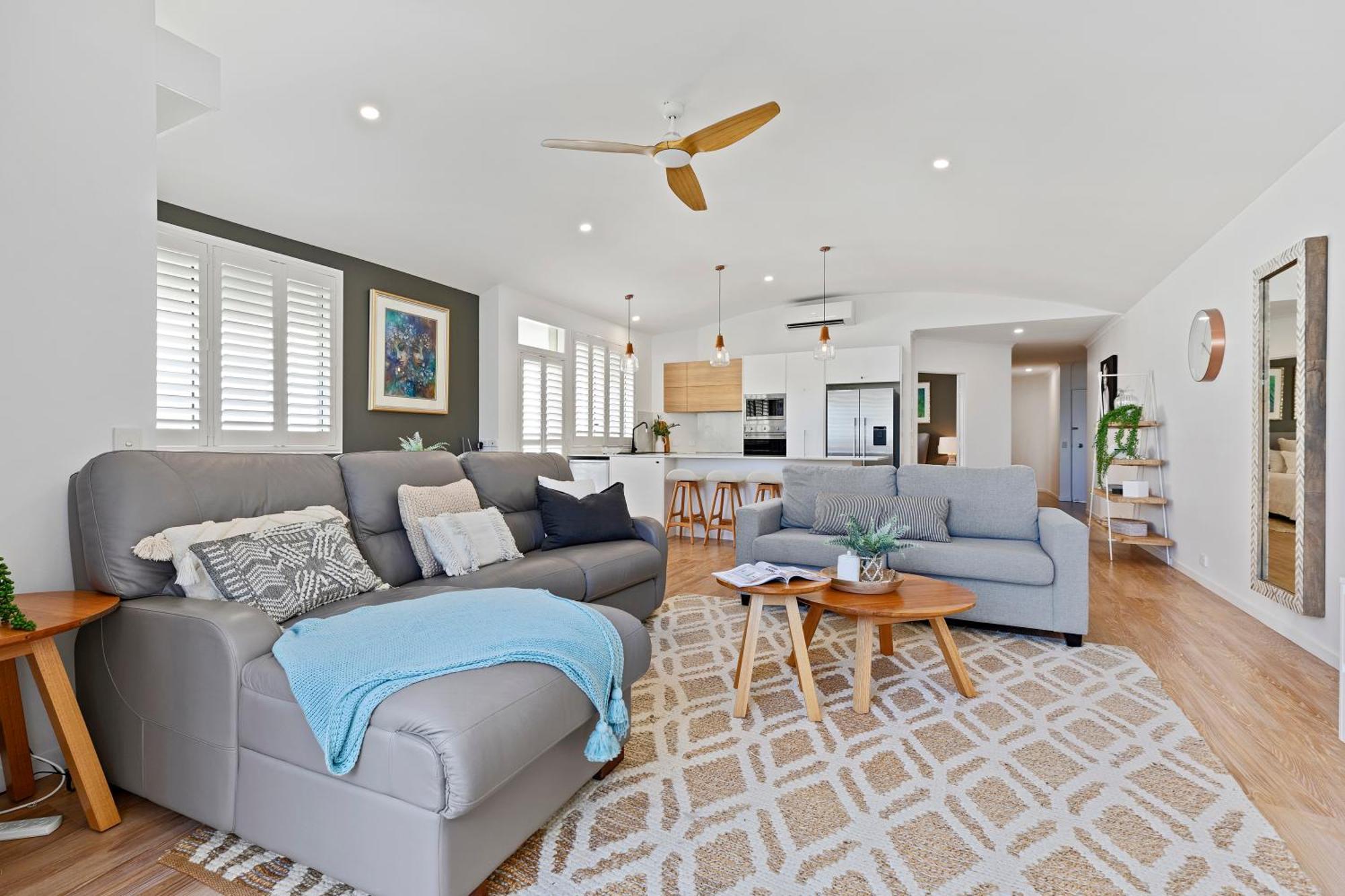 Noosa Outrigger Beach Resort Noosaville Exterior photo