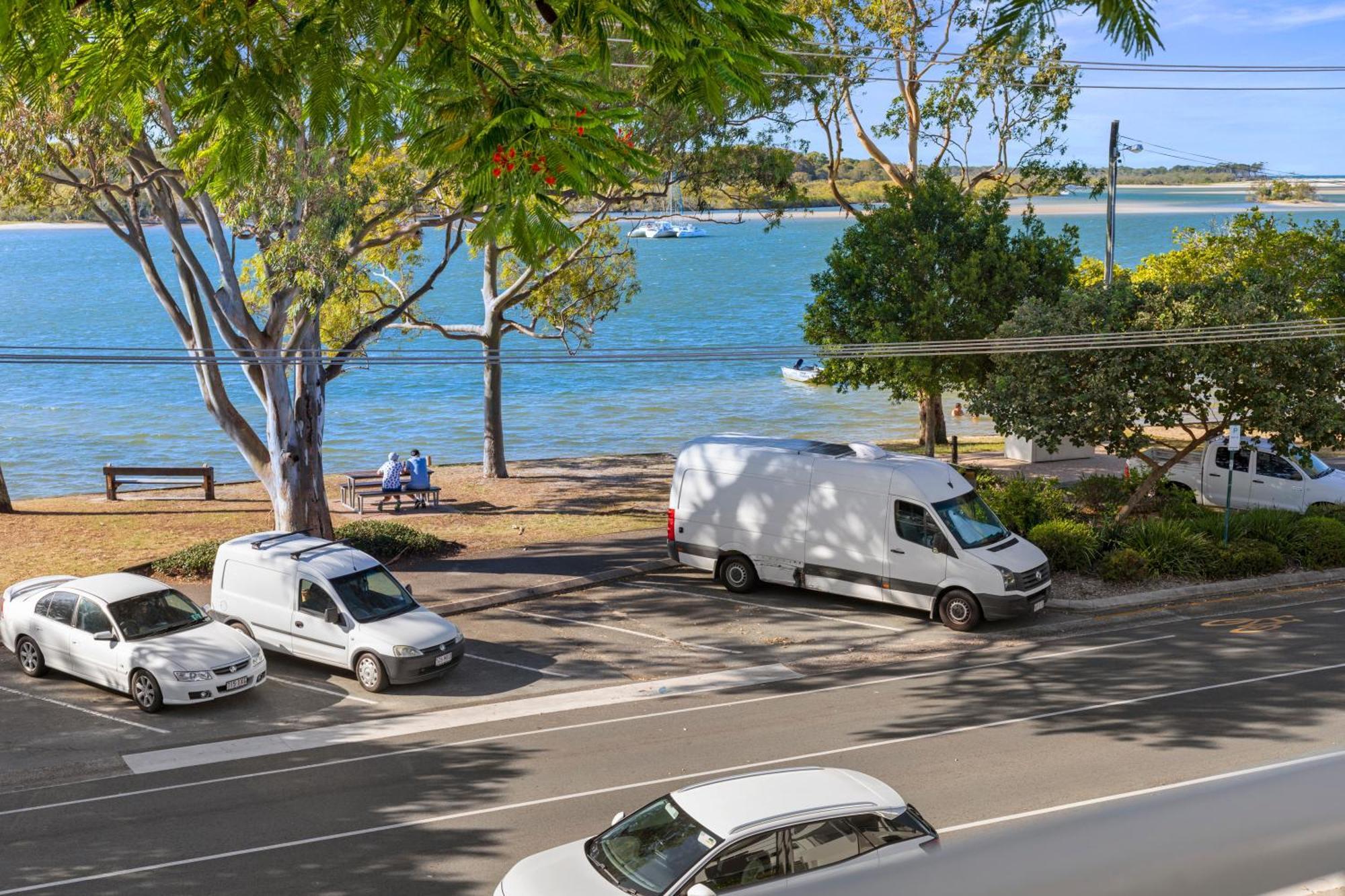 Noosa Outrigger Beach Resort Noosaville Exterior photo